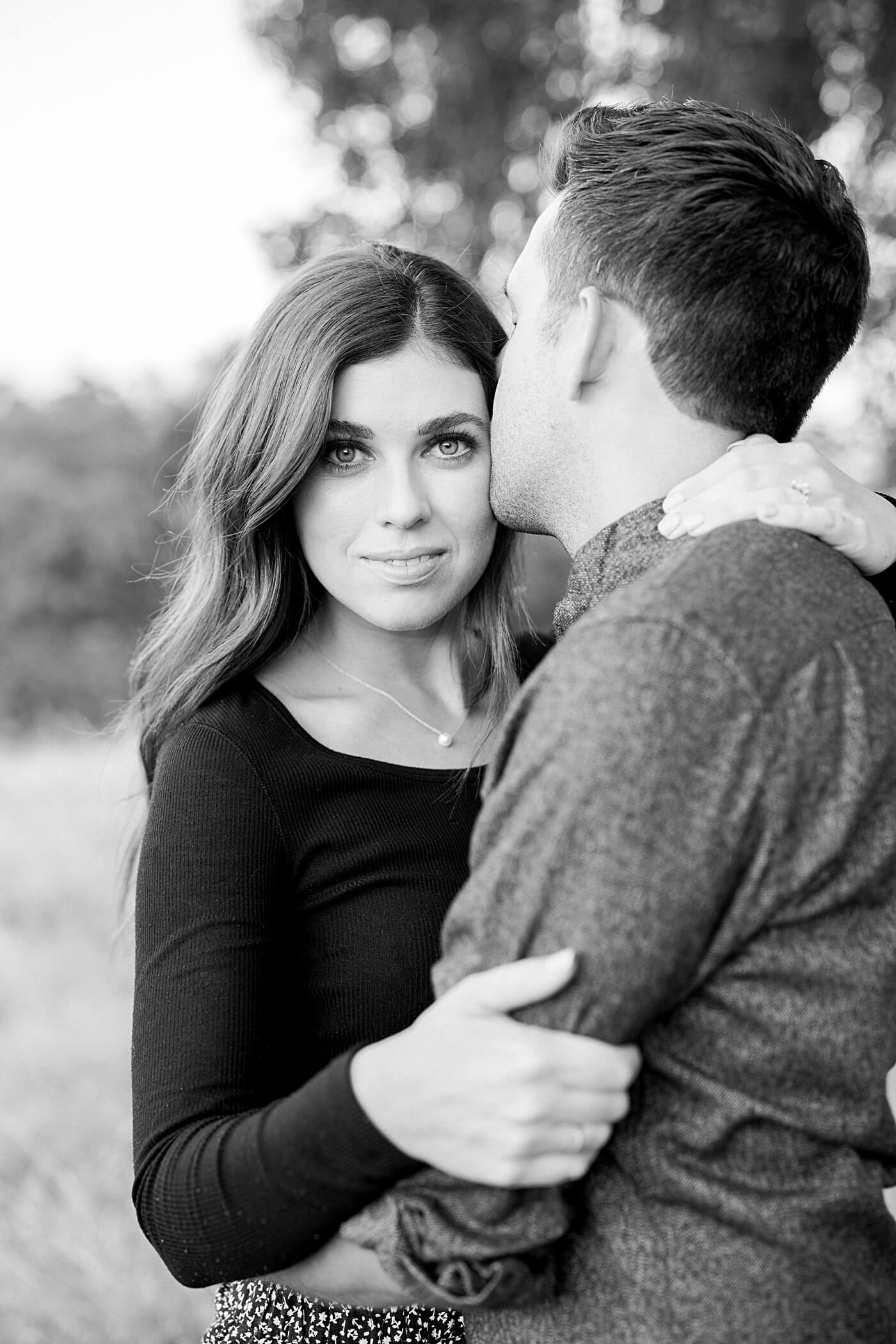 a romantic fall engagement in Paso Robles California