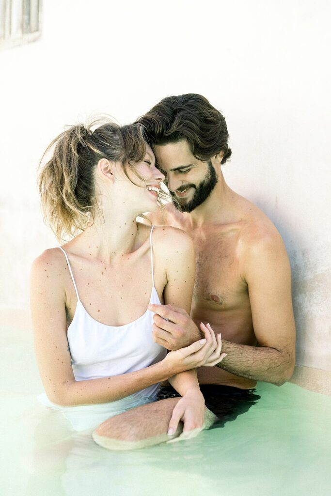 beach & swimwear couples session in Mexico
